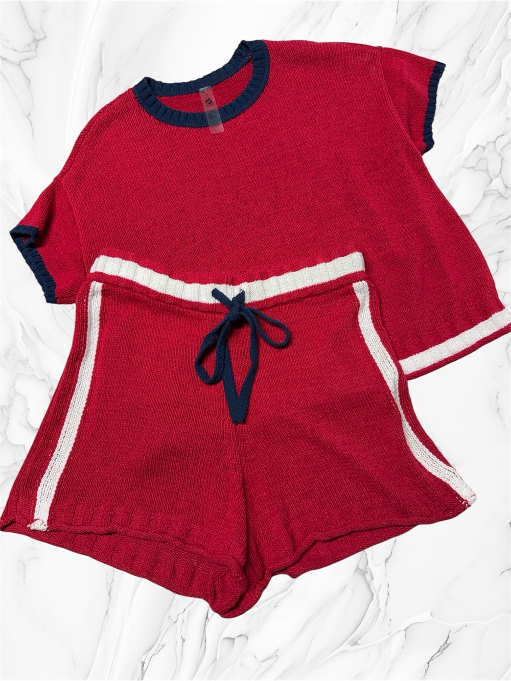 Lou & Grey red matching sweater Top & shorts set Navy Accents Small oversize